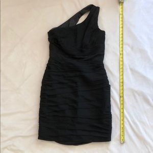 Stunning single shoulder black dress